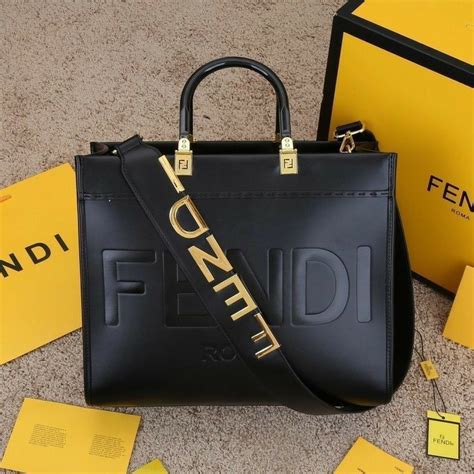 pochette fendi in prlo|fendi roma bag.